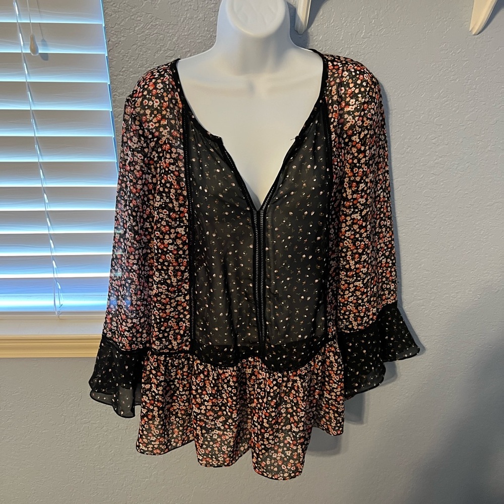 **3 for $30** Beautiful sheer Long Tall Sally blouse. Perfect for summer.